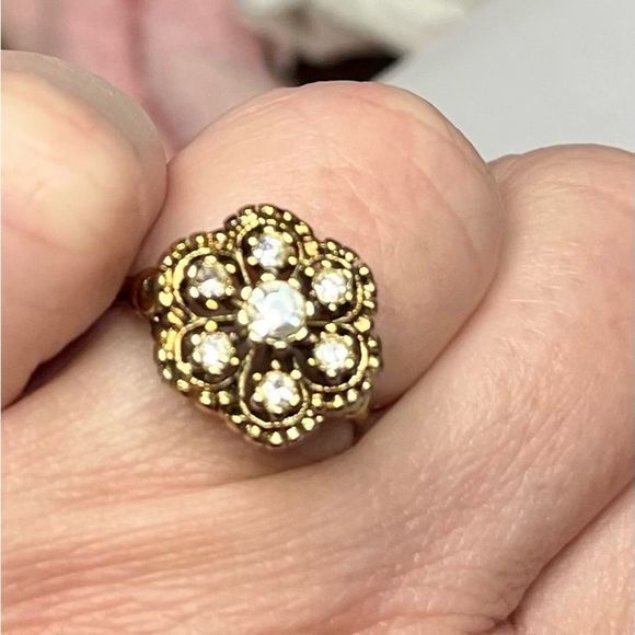 Vintage Australian crystal Sz 7.75 18K electroplated ring - Picture 6 of 13